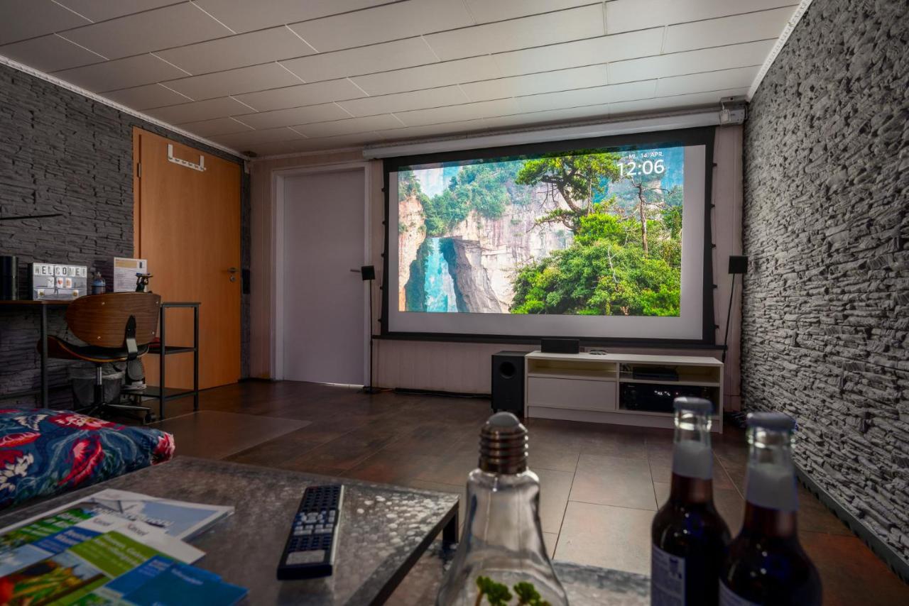 Home Cinema Kassel With Netflix And Disney Exterior foto